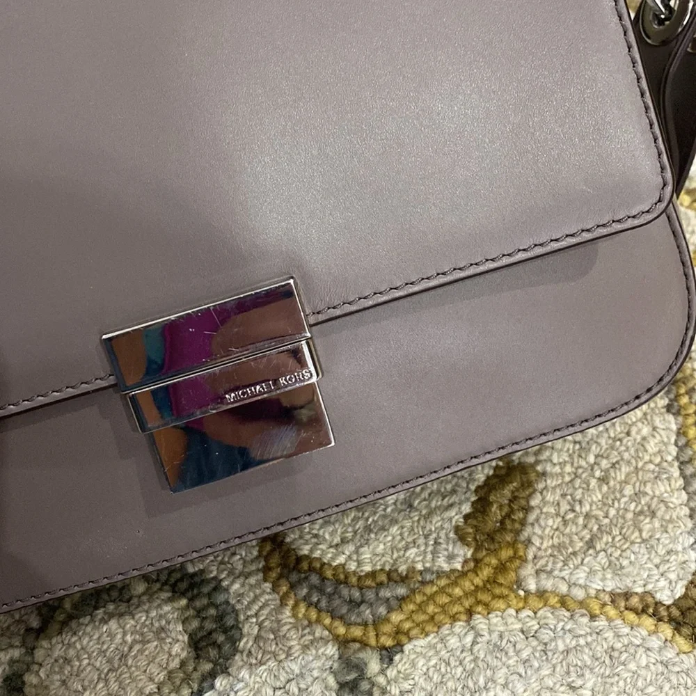 💕 Michael Kors dark gray leather satchel with matching wallet set gorgeous 💕